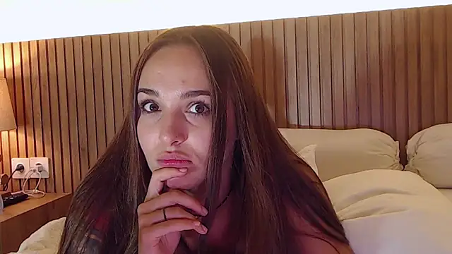 MeIisaLove online show from December 2024 06:54:02 PM