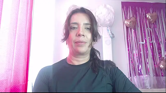 Victoria meester online show from February 2025 04:30:02 PM