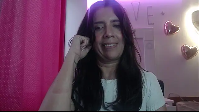 Victoria meester online show from February 2025 08:30:02 PM