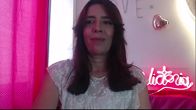 Victoria meester online show from March 2025 04:07:02 PM