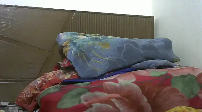 shekira99 online show from February 2025 07:59:02 PM