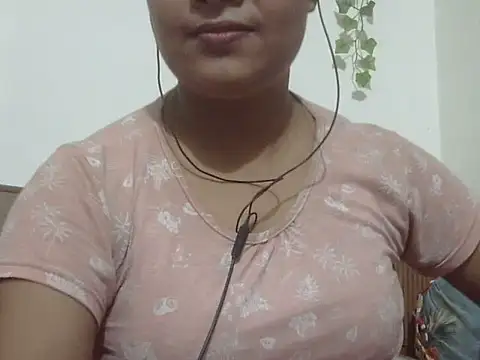 shekira99 online show from June 2026 02:28:01 PM