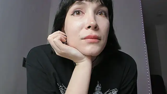 Snapshot of dollmore chatting on February 2025 07:30:01 PM dollmore online show from February 2025 07:30:01 PM