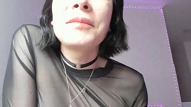 Snapshot of dollmore chatting on February 2025 11:15:02 PM dollmore online show from February 2025 11:15:02 PM