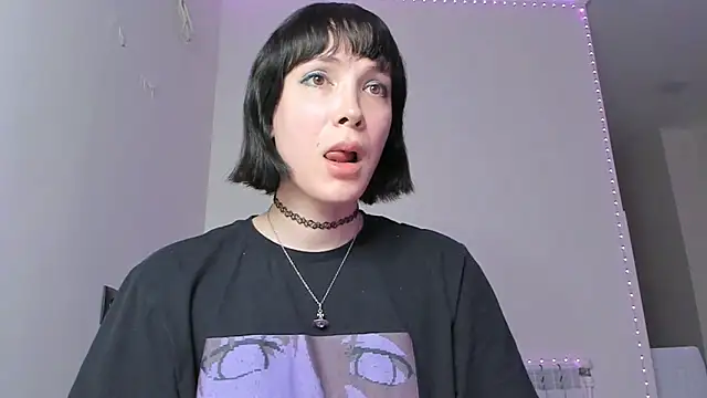 Snapshot of dollmore chatting on February 2025 05:15:01 PM dollmore online show from February 2025 05:15:01 PM