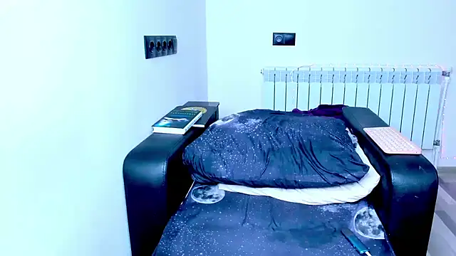 Snapshot of dollmore chatting on November 2025 01:16:01 AM dollmore online show from November 2025 01:16:01 AM