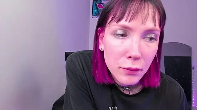 Snapshot of dollmore chatting on February 2026 08:07:02 PM dollmore online show from February 2026 08:07:02 PM