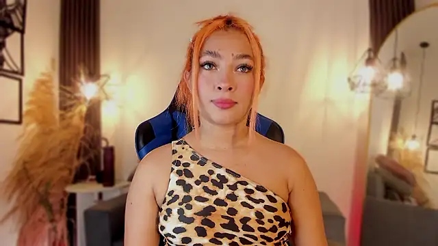 valerycolins online show from December 2024 09:55:01 PM