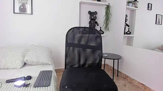 valerycolins online show from September 2025 02:13:02 AM