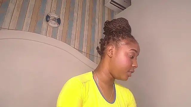 MichaelaCox online show from June 2026 01:17:02 PM