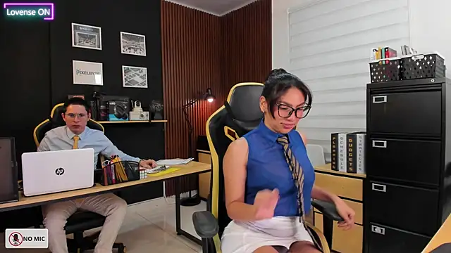 Office Naughty Girl online show from March 2025 04:42:02 PM