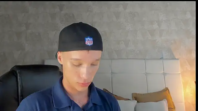 Snapshot of angelcortes chatting on January 2026 07:30:01 PM angelcortes online show from January 2026 07:30:01 PM