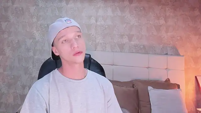 Snapshot of angelcortes chatting on January 2026 09:29:01 PM angelcortes online show from January 2026 09:29:01 PM