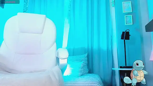 CoralineRicce  online show from December 2024 03:45:01 AM