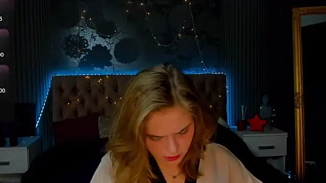 Snapshot of DellaRowe chatting on January 2025 08:21:02 AM DellaRowe online show from January 2025 08:21:02 AM