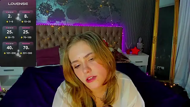 Snapshot of DellaRowe chatting on January 2025 04:16:01 PM DellaRowe online show from January 2025 04:16:01 PM