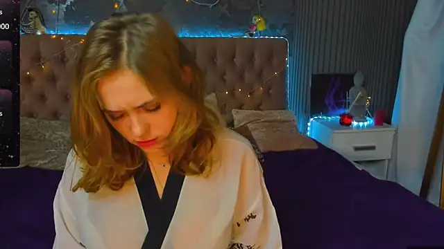 Snapshot of DellaRowe chatting on January 2025 01:35:02 PM DellaRowe online show from January 2025 01:35:02 PM