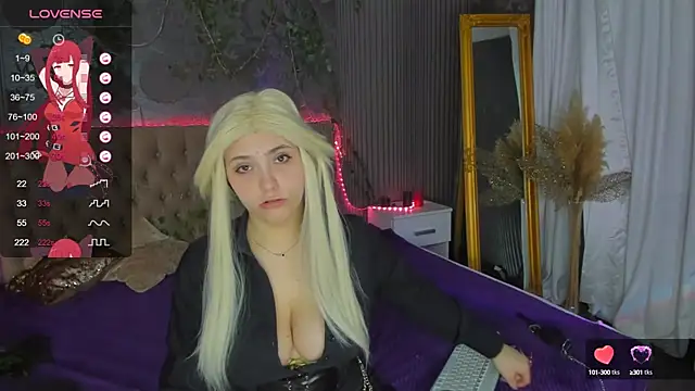 Snapshot of DellaRowe chatting on March 2025 01:24:01 PM DellaRowe online show from March 2025 01:24:01 PM