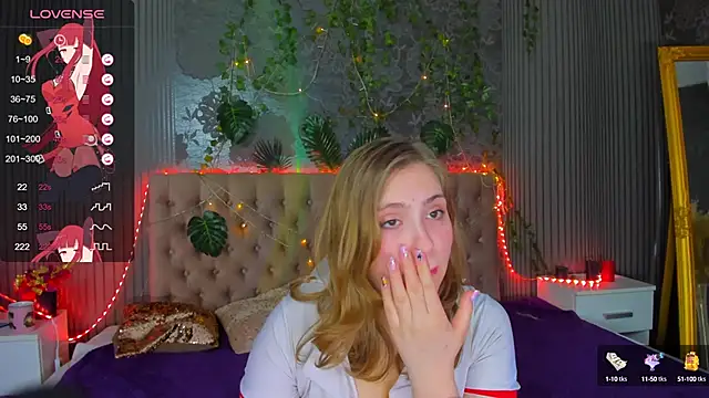 Snapshot of DellaRowe chatting on March 2025 04:26:02 PM DellaRowe online show from March 2025 04:26:02 PM