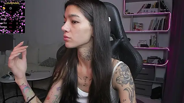 vinkitinkii online show from January 2025 06:53:02 AM