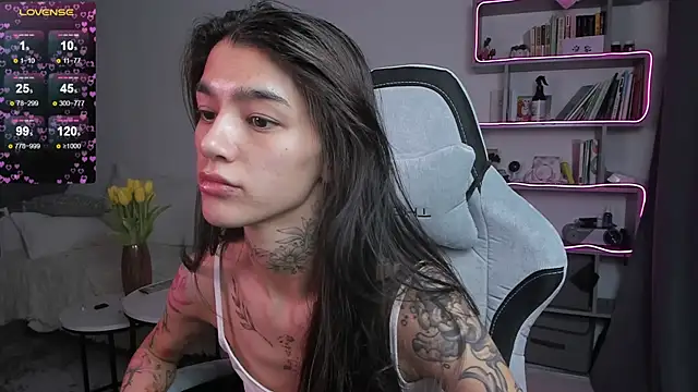 vinkitinkii online show from March 2025 09:32:02 AM