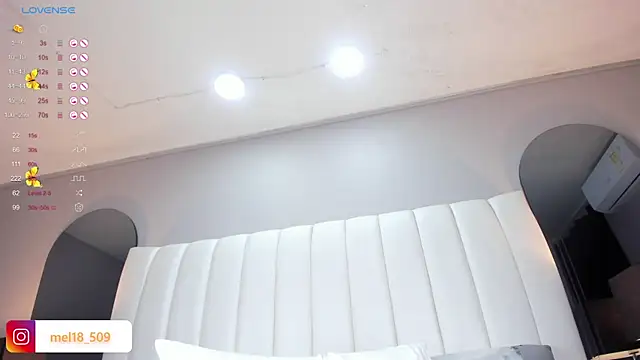 MelanieKlaus online show from February 2025 07:07:01 AM