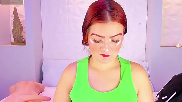 MelanieKlaus online show from November 2025 11:33:02 AM