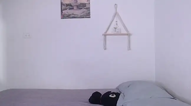 Snapshot of yungelitamor_ chatting on February 2025 05:03:02 AM yungelitamor online show from February 2025 05:03:02 AM