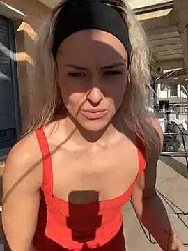 petrouchkaaa  online show from January 2025 09:39:01 AM