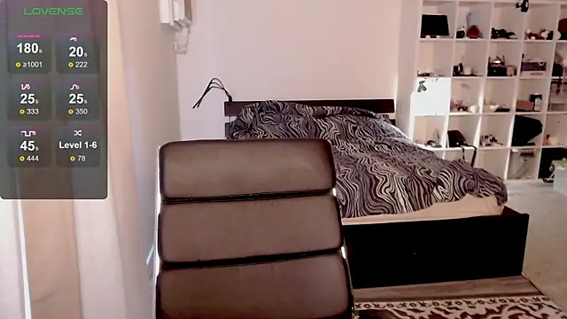 Snapshot of olivia_jeas chatting on March 2025 08:40:02 PM olivia jeas online show from March 2025 08:40:02 PM