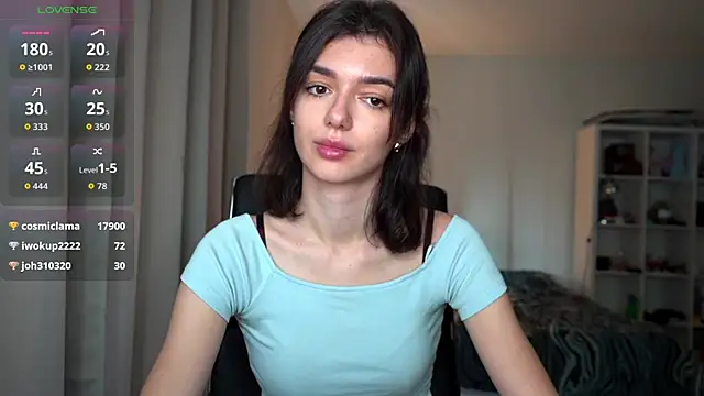 Snapshot of olivia_jeas chatting on November 2025 10:02:01 PM olivia jeas online show from November 2025 10:02:01 PM