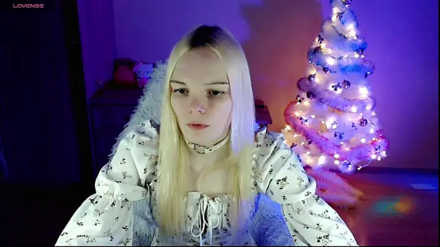 Emily Nyaffee online show from December 2024 09:05:01 PM