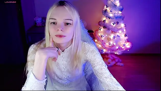 Emily Nyaffee online show from December 2024 06:15:02 PM