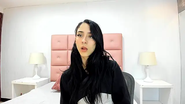 lhiamfit online show from January 2025 11:34:01 AM