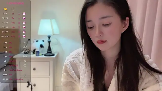 A-xena online show from January 2025 01:38:02 PM