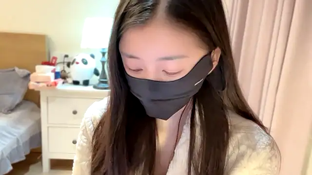 A-xena online show from February 2025 01:56:02 PM