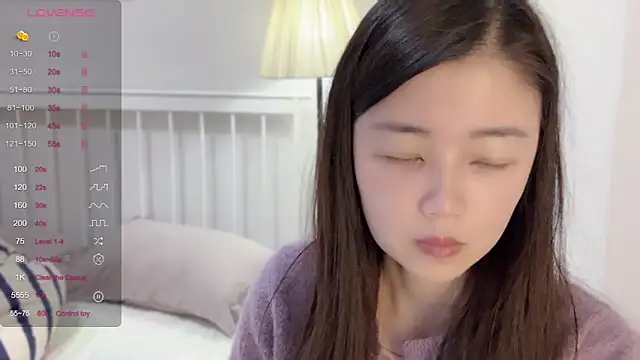 A-xena online show from February 2025 02:39:02 AM