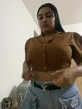 NatashaBrown12 online show from February 2026 11:01:01 PM