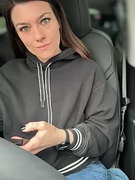 LadyLena1 online show from February 2025 06:10:02 PM