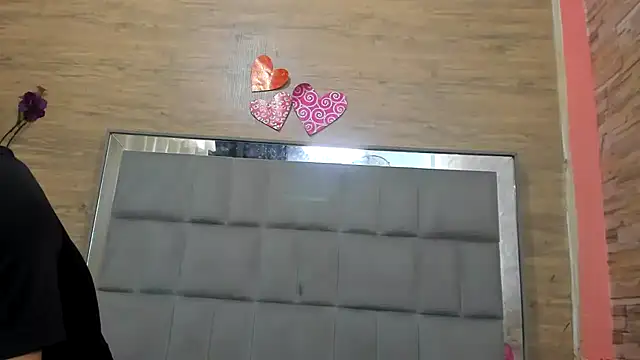 chicasirbo online show from February 2025 07:52:01 PM