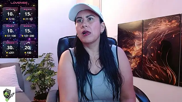 amalia brunette online show from March 2025 10:52:02 PM