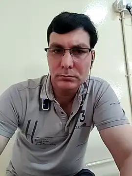 ZIMMY25 online show from May 2026 12:46:02 PM