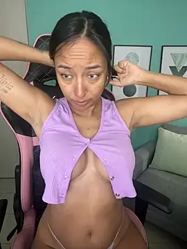 DianaHopson online show from January 2025 12:10:01 PM