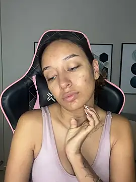 DianaHopson online show from February 2025 10:29:01 AM