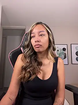 DianaHopson online show from October 2025 10:05:02 AM