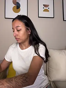 DianaHopson online show from February 2026 12:26:01 PM