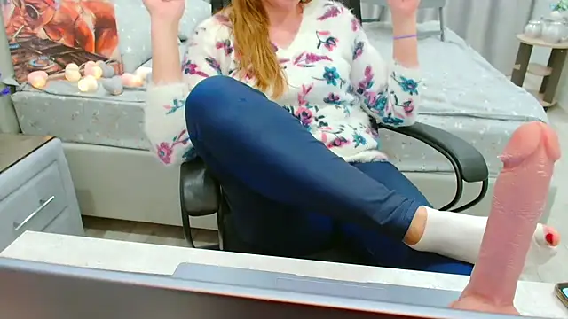 EveLove33 online show from March 2026 04:40:02 PM