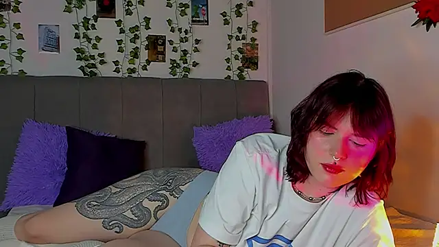 miss Lizzy online show from January 2025 04:23:02 AM