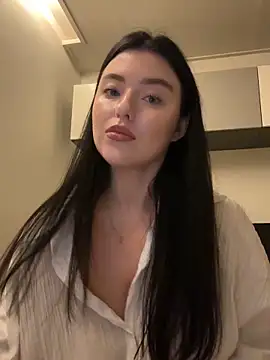 Angela Fosterr online show from October 2025 04:26:01 PM