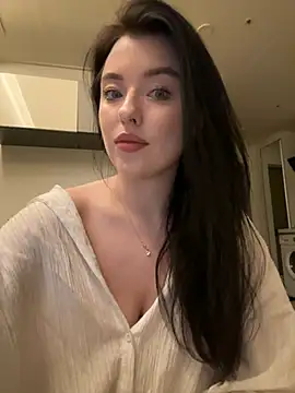 Angela Fosterr online show from August 2026 07:13:02 PM